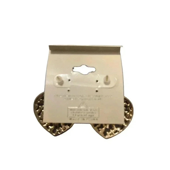 FASHION JEWELRY GOLD PLATED HEART EARRINGS - Picture 2 of 2